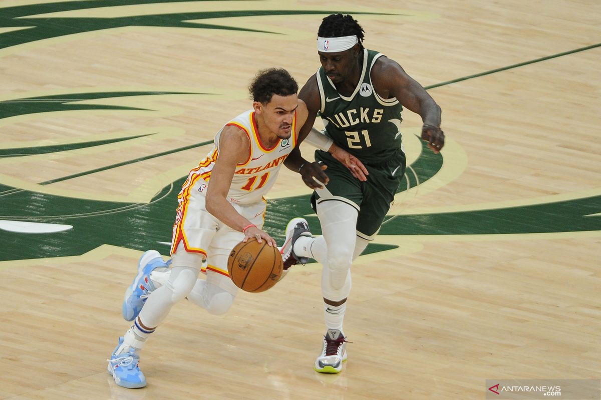 Trae Young cetak 48 poin saat Hawks ungguli Bucks dalam final wilayah