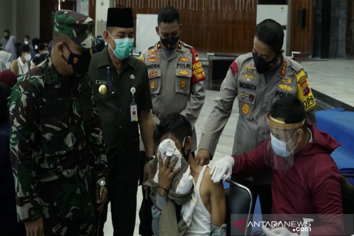 Kapolresta Banjarmasin ajak masyarakat jangan takut di vaksin COVID-19