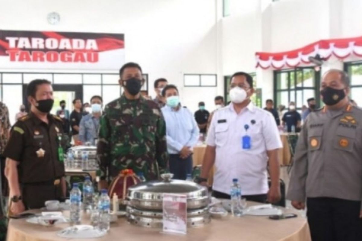 Danrem 142 Tatag Sulbar ingatkan tokoh masyarakat jaga persatuan