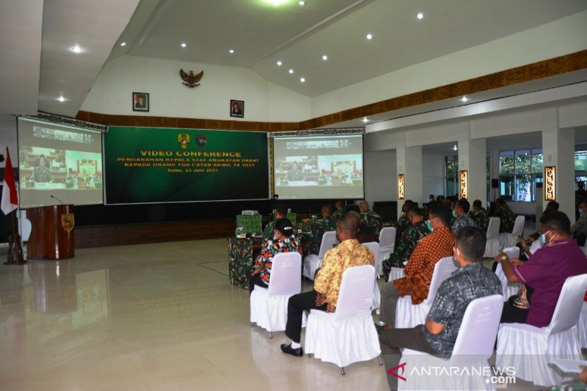 Kasad memberi pengarahan orangtua calon taruna Akmil