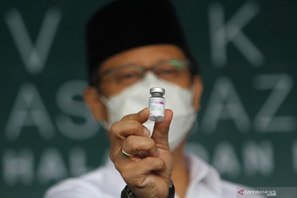 Indonesia receives raw materials for 14 million COVID-19 vaccines