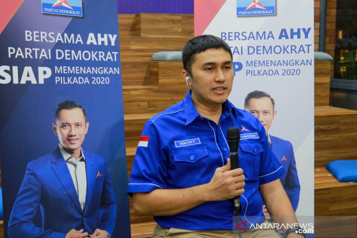 Demokrat sesalkan langkah kubu Moeldoko menggugat putusan Menkumham