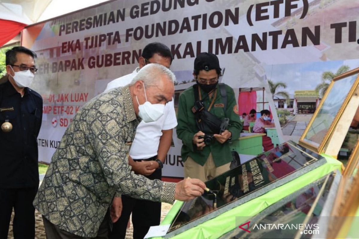 Gubernur Kaltim resmikan tiga sekolah CSR di Kutai Timur