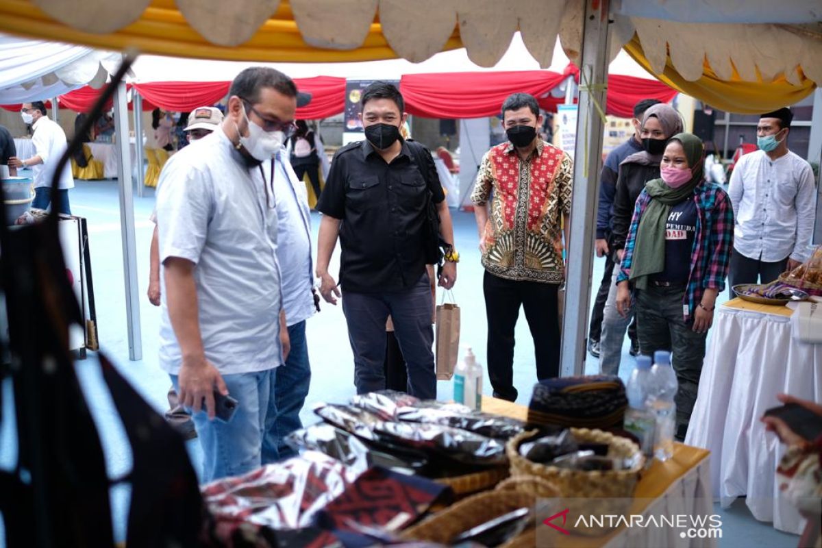 Bosowa School dukung pengembangan ekonomi jurnalis di tengah pandemi