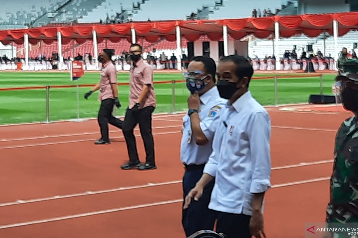 Presiden Jokowi tinjau vaksinasi COVID-19 di GBK