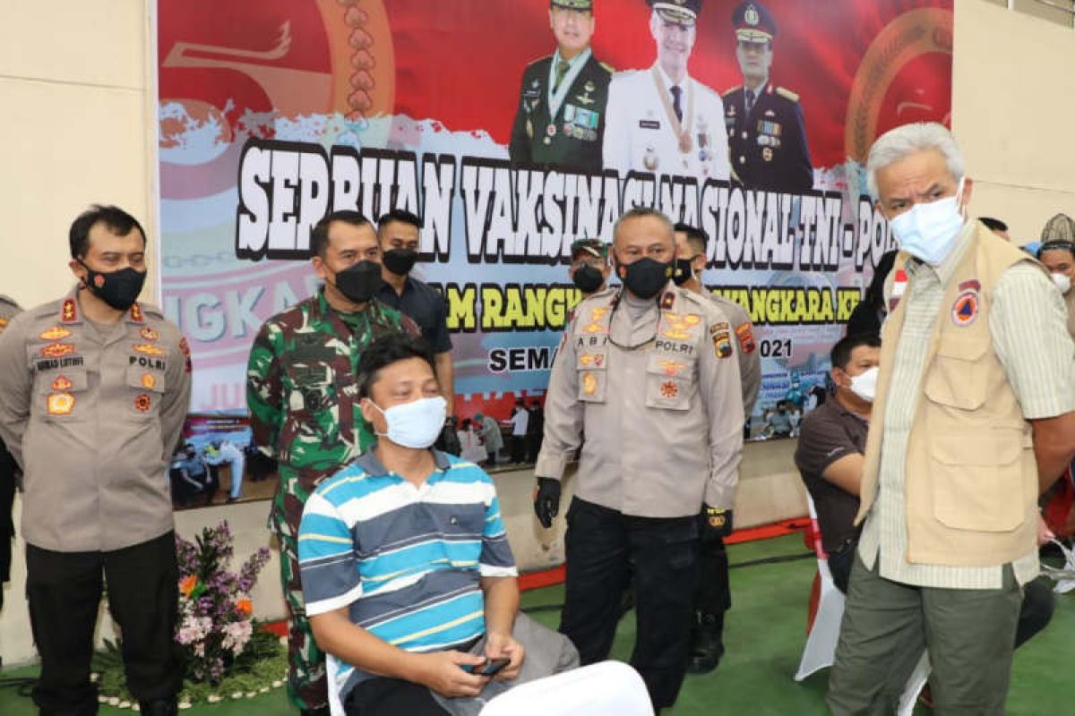 Kepolisian gelar vaksinasi untuk 6.000 orang di GOR Jatidiri Semarang