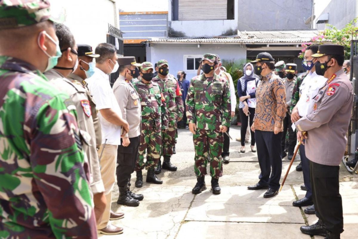 Kapolri minta pelaksanaan vaksinasi dan testing PCR di Kota Bekasi ditingkatkan