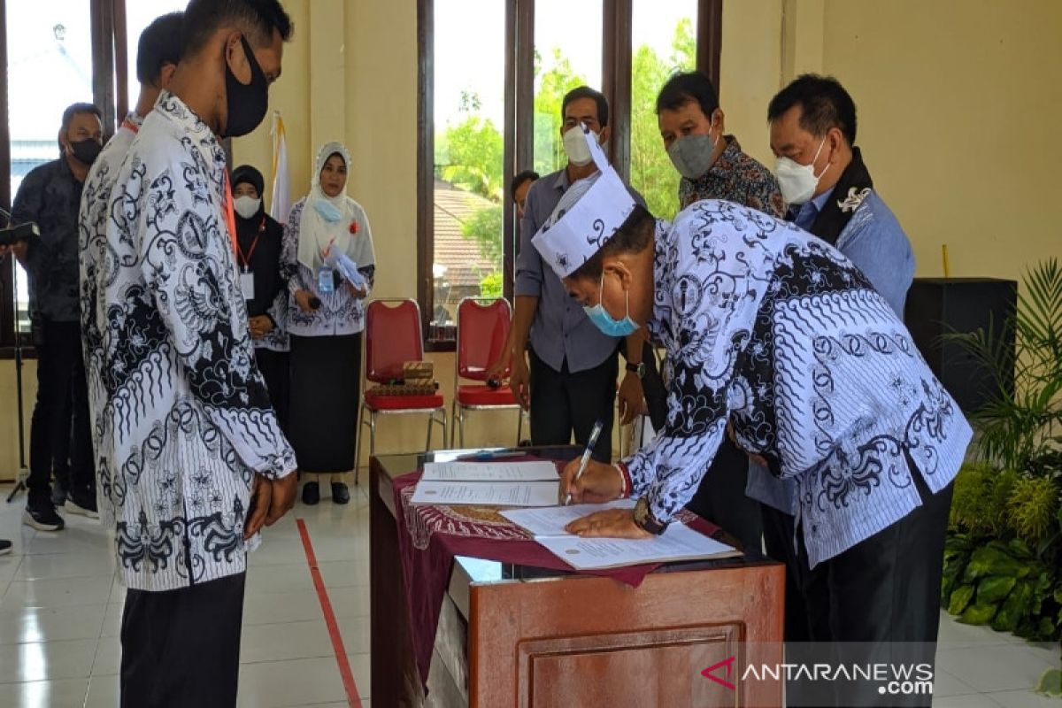 PGRI Kotim usulkan 1.146 guru honorer jadi tenaga kontrak