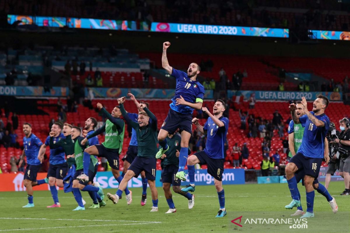 Dua gol babak tambahan bawa Italia ke perempatfinal Euro 2020