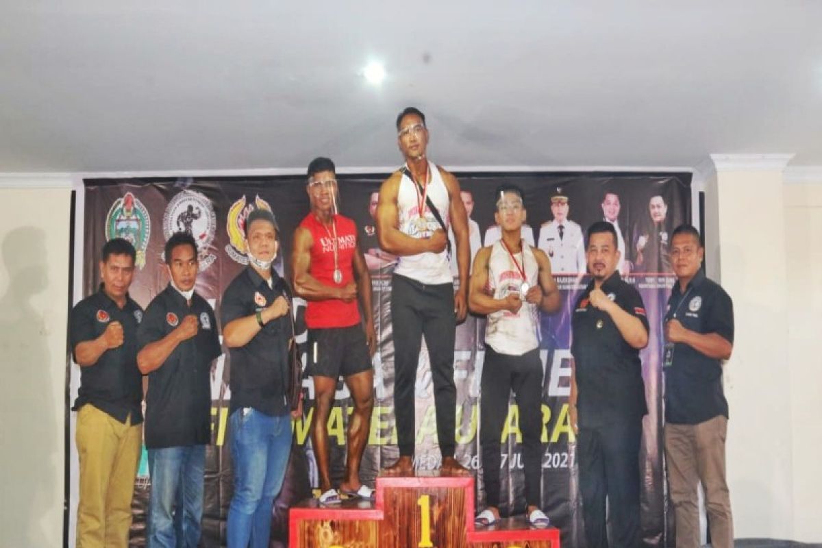 PBFI Tapteng borong juara di selekda binaraga dan fitness PBFI Sumut