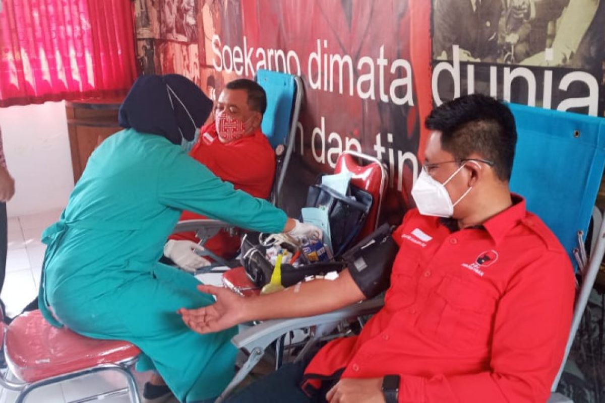 Kader PDIP Sleman gelar donor darah memperingati Bulan Bung Karno