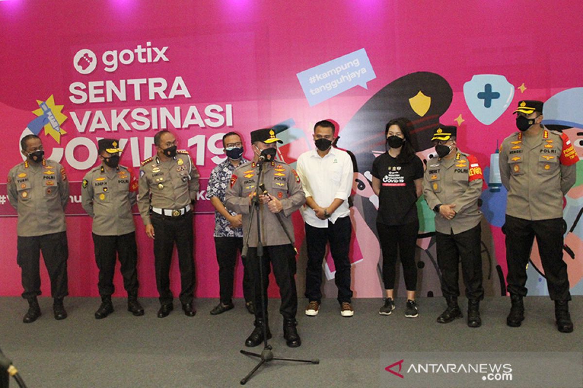 Polda Metro Jaya dan GoTix gelar sentra vaksinasi di 6 wilayah