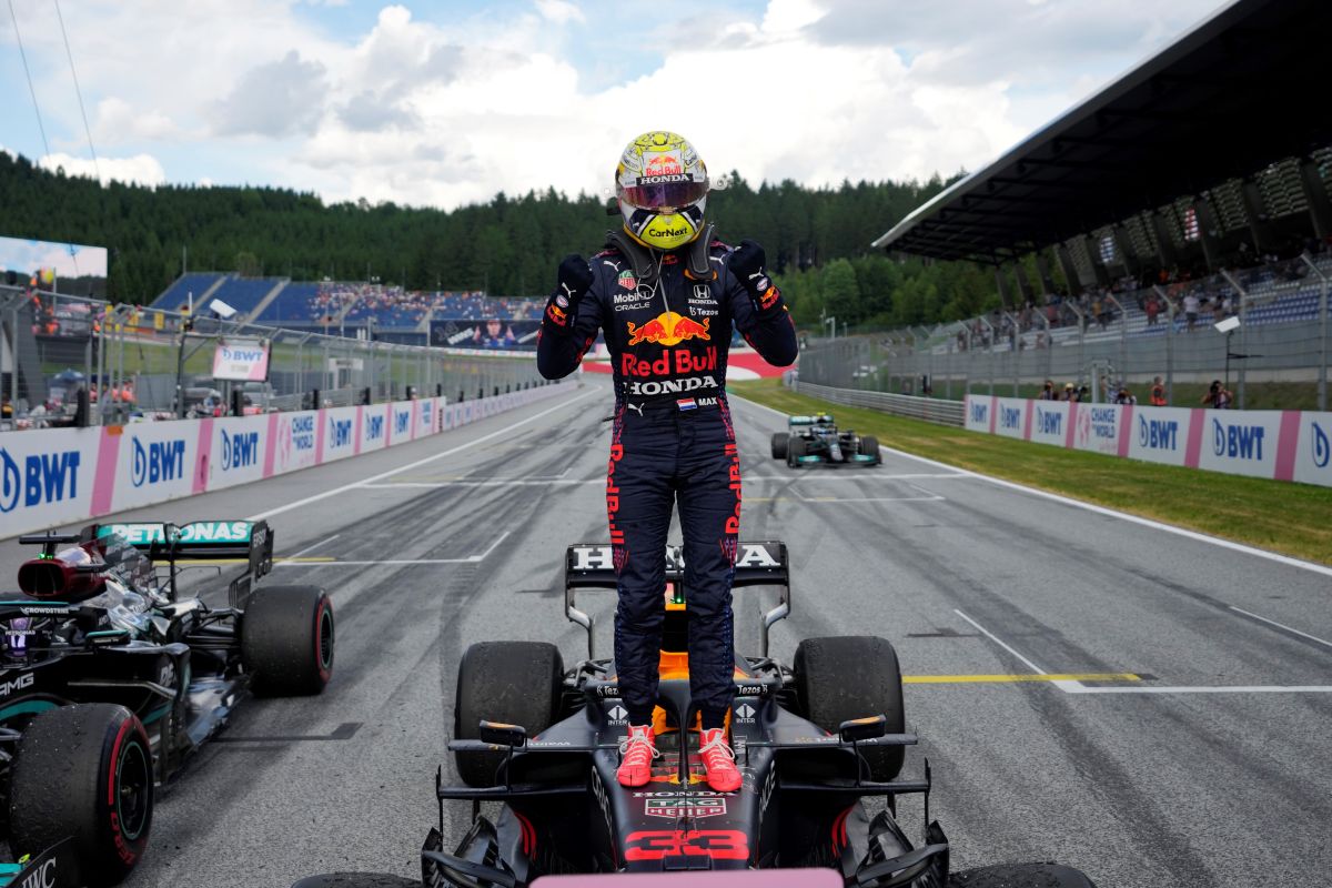 Verstappen juara F1 GP Stryria untuk perlebar jarak di klasemen