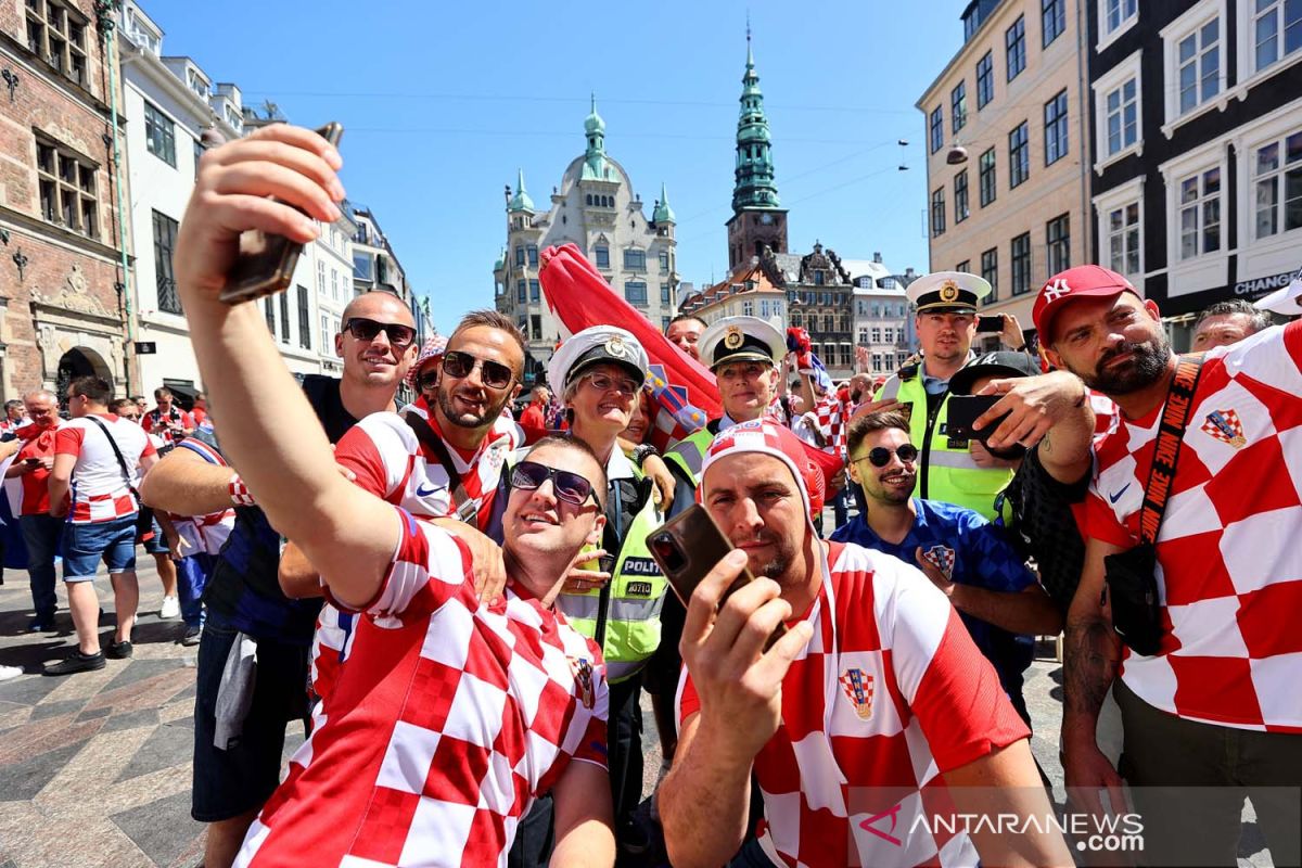 Piala Eropa 2024 - Suporter Kroasia bertebaran di Berlin
