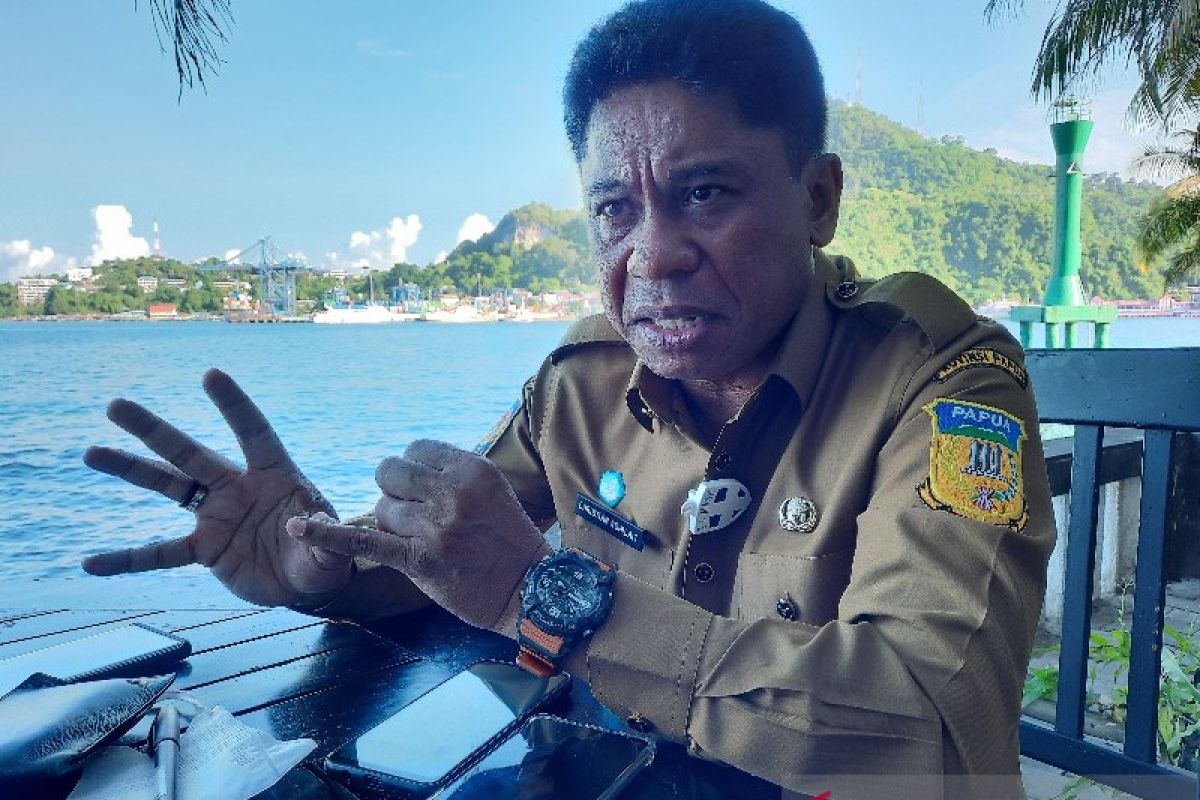 Disdik Papua minta tenaga pendidik harus divaksin