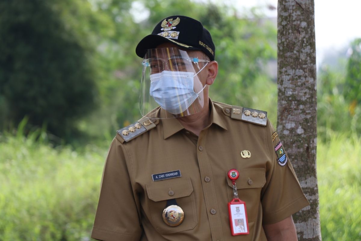 Pemkab Tangerang  tambah sarpras di TPU khusus COVID-19