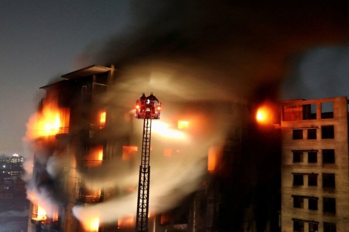 Empat tewas dalam kebakaran di kompleks apartemen Kobe di Jepang