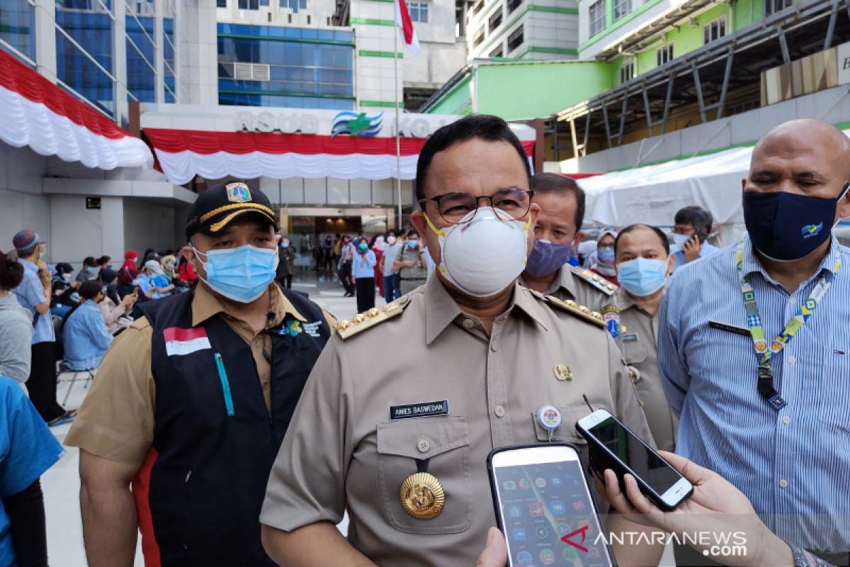 Anies kerahkan kendaraan berbagai dinas percepat sirkulasi oksigen