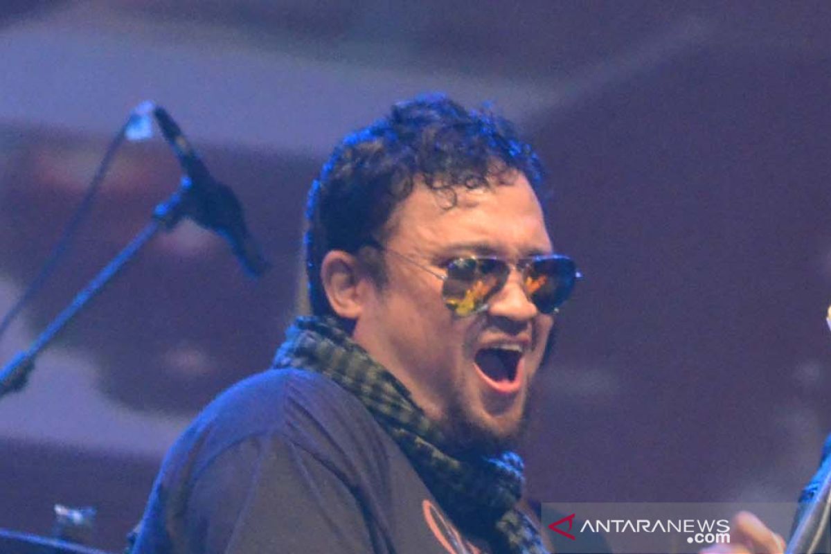 Mantan gitaris Gigi Baron meninggal dunia