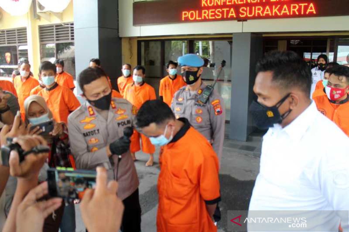 Polisi periksa dua pengedar ganja  di Solo