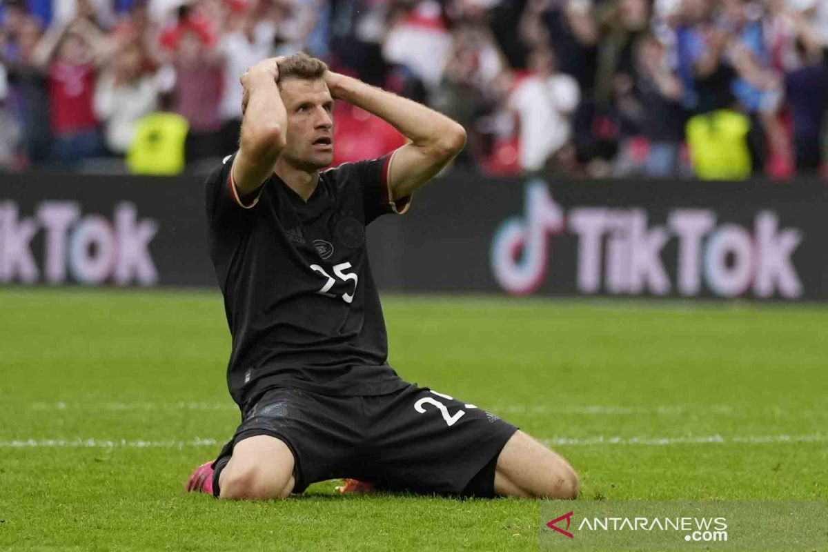 Klub Tottenham akan tunjuk Thomas Frank jadi pelatih baru
