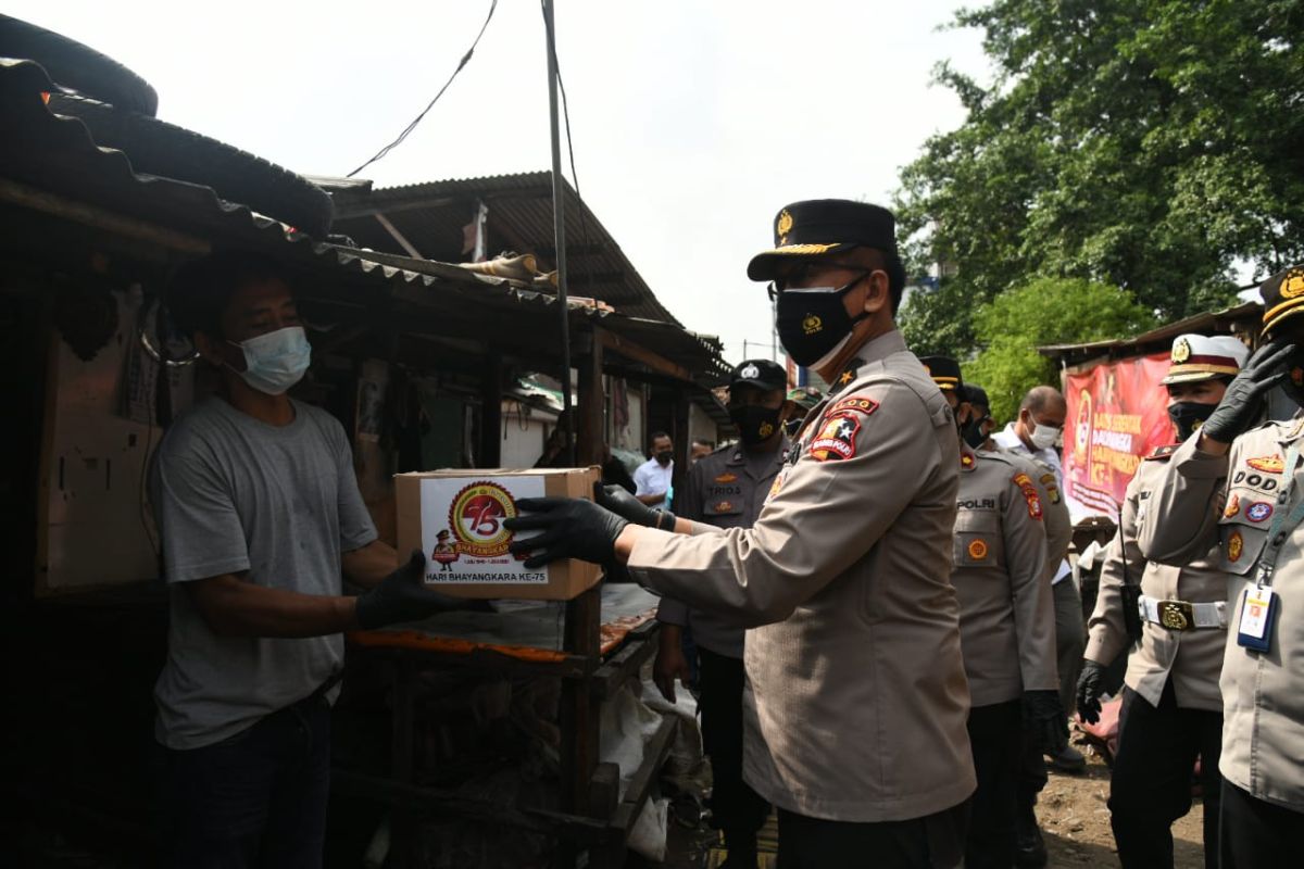 Pemulung Pulo Gadung berharap Polri beri bantuan berkelanjutan