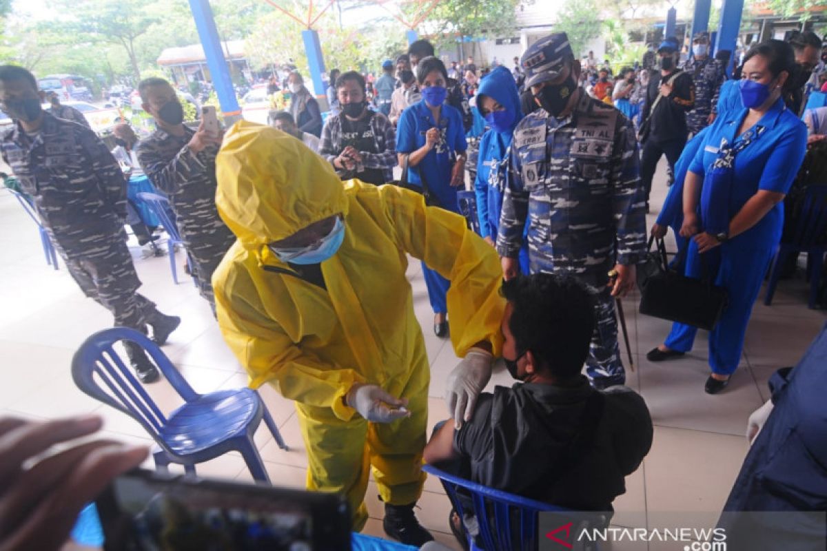 TNI AL sasar masyarakat maritim dapatkan vaksin COVID-19