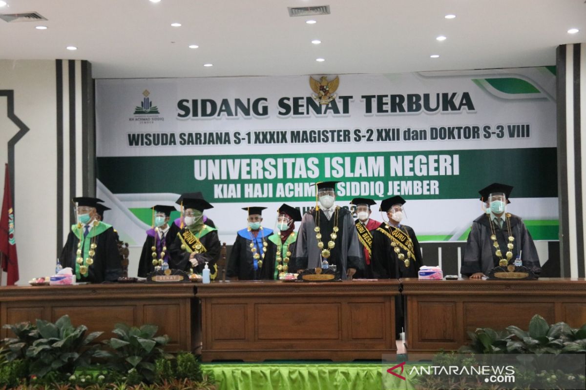 Dapat teguran satgas, UIN KHAS Jember akhirnya gelar wisuda daring-luring terbatas