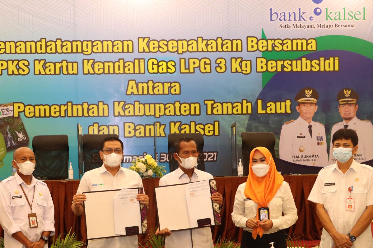 Bank Kalsel kerja sama Pemkab Tanah Laut terbitkan kartu kendali LPG bersubsidi