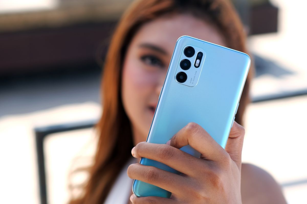 Bocoran OPPO Reno6 di Indonesia, bawa empat kamera