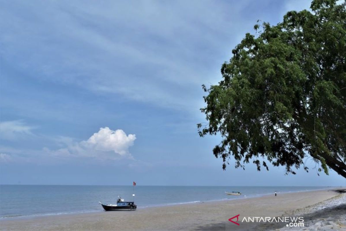 Kapal Pesiar Cruise melintasi perairan Riau aman perompakan