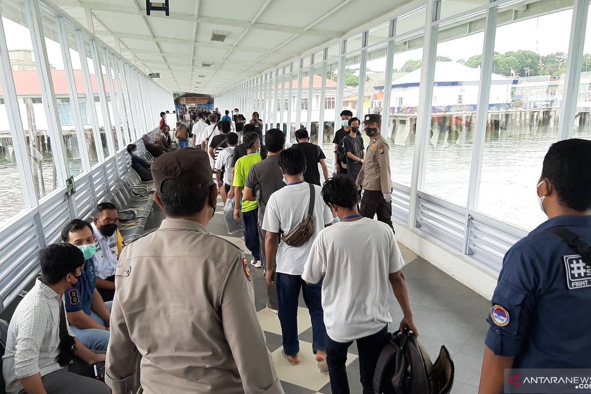 Gubernur Kepri: Kapal langgar aturan pembatasan penumpang