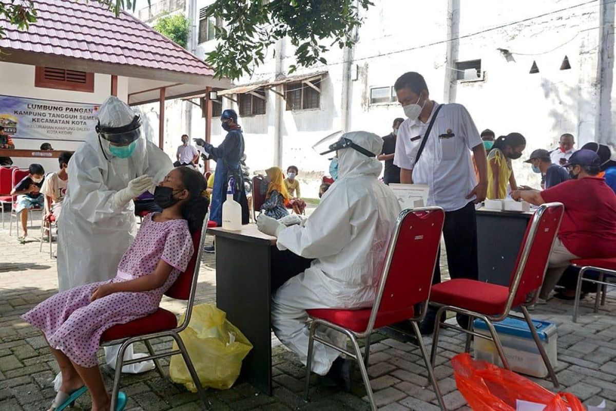 Pemkot Kediri sasar anak-anak untuk tes usap antigen