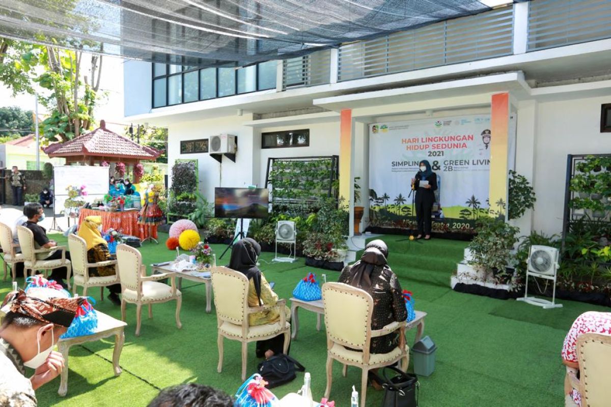 Edukasi hidup bersih dan sehat, Banyuwangi luncurkan inovasi Simpling dan Green Living