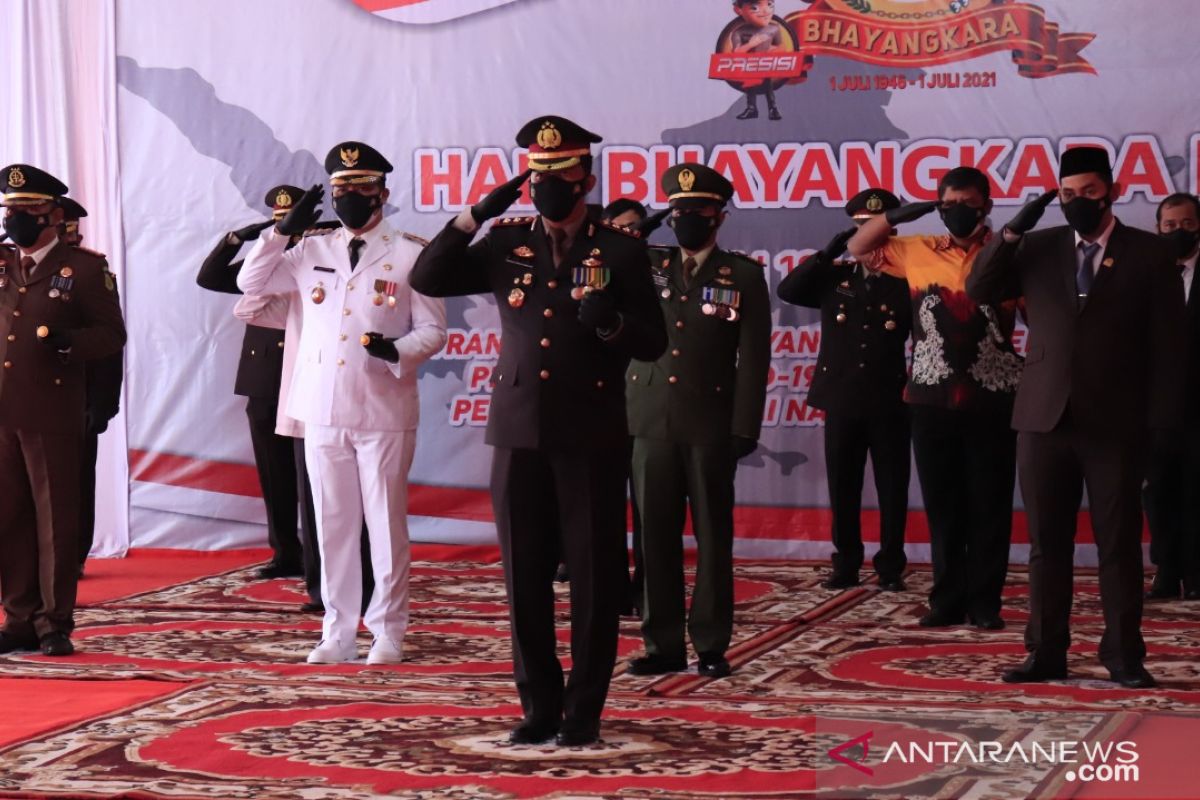 Wali Kota ikuti upacara HUT Bhayangkara di Polres Banjarbaru