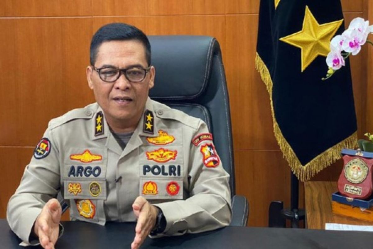 "Upacara Korps Raport" Tujuh Jenderal Polisi awali HUT Ke-75 Bhayangkara