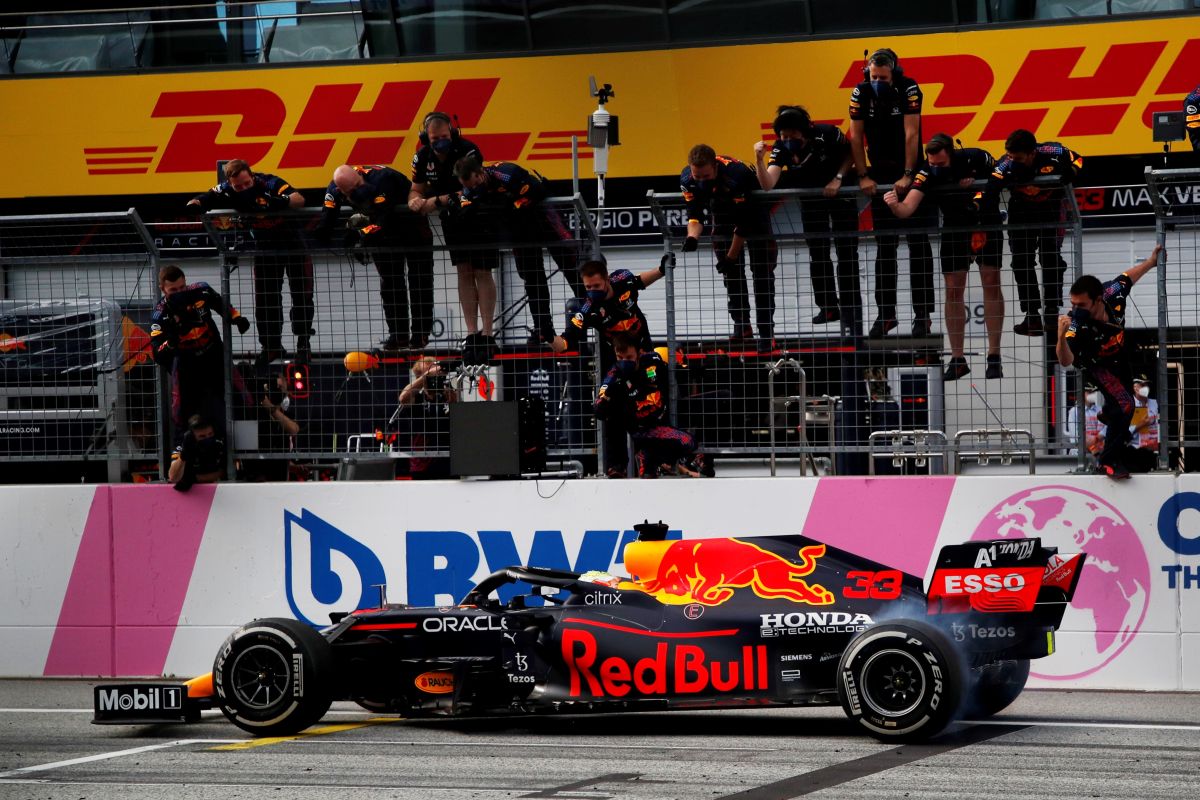 Red Bull siap repotkan Mercedes di GP Austria