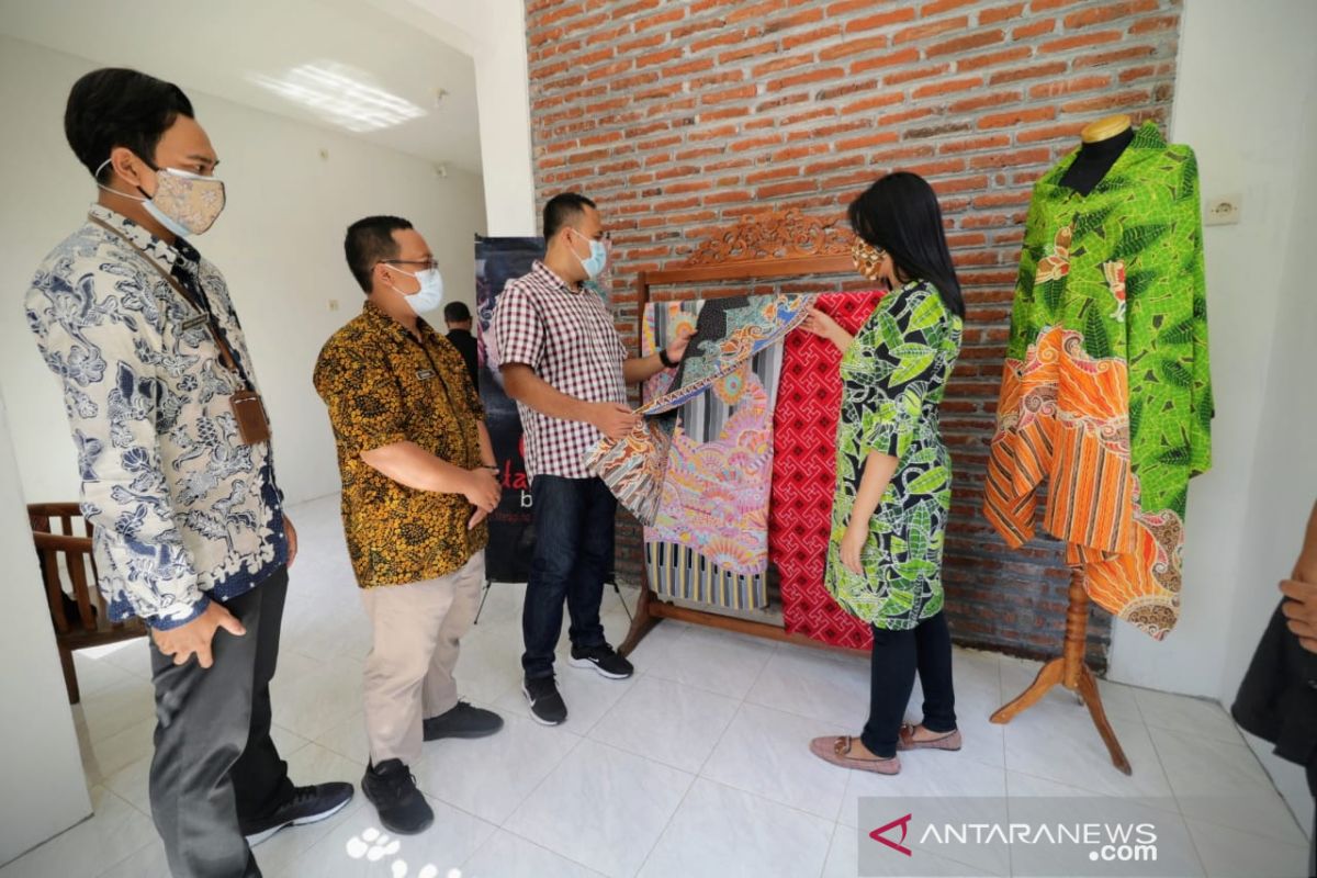 Perajin batik Kota Probolinggo masuk nominator UKM berprestasi