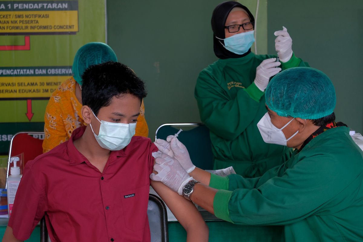 Kodam IX/Udayana fasilitasi vaksinasi COVID-19 bagi anak 12-17 tahun di Bali-NTT-NTB