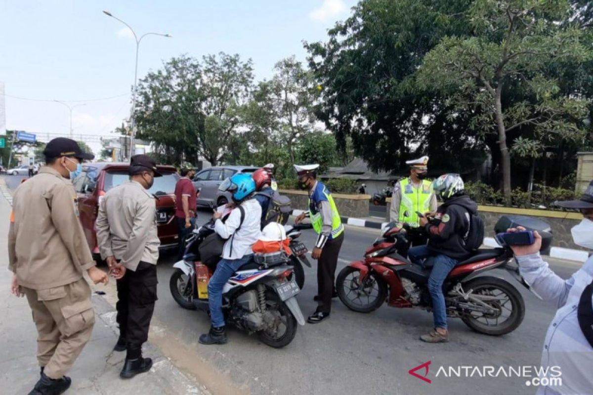 Akses masuk Bekasi diperketat jelang penerapan PPKM Darurat