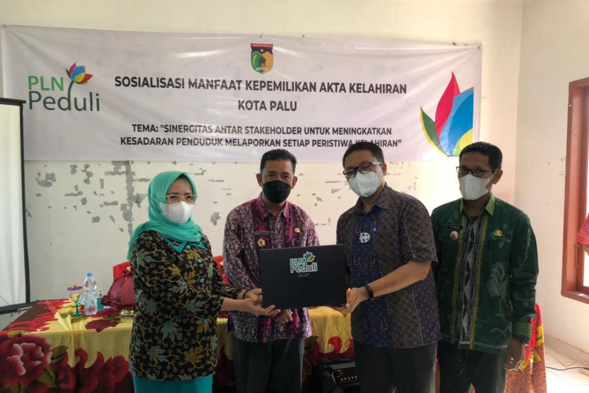 PLN salurkan bantuan pada Dinas Dukcapil Palu