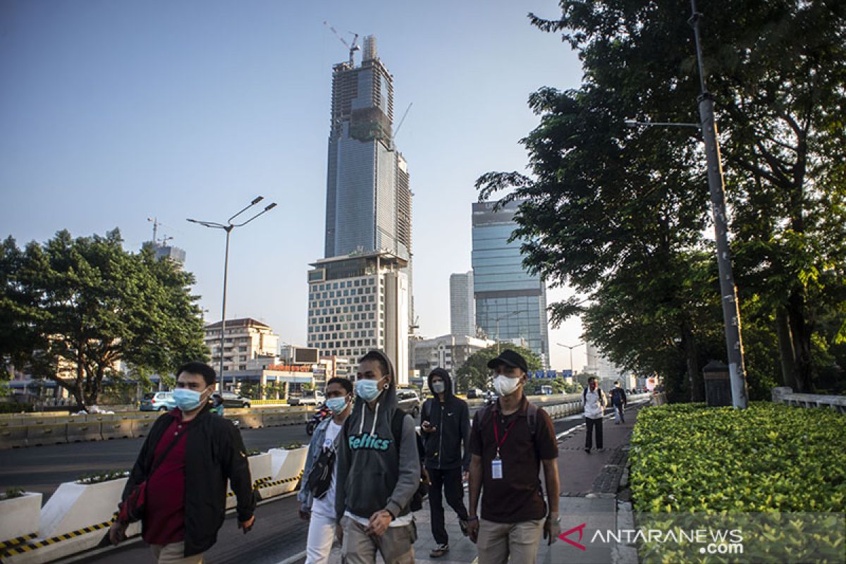 Kantor non esensial Jakarta boleh beroperasi asal karyawan divaksin