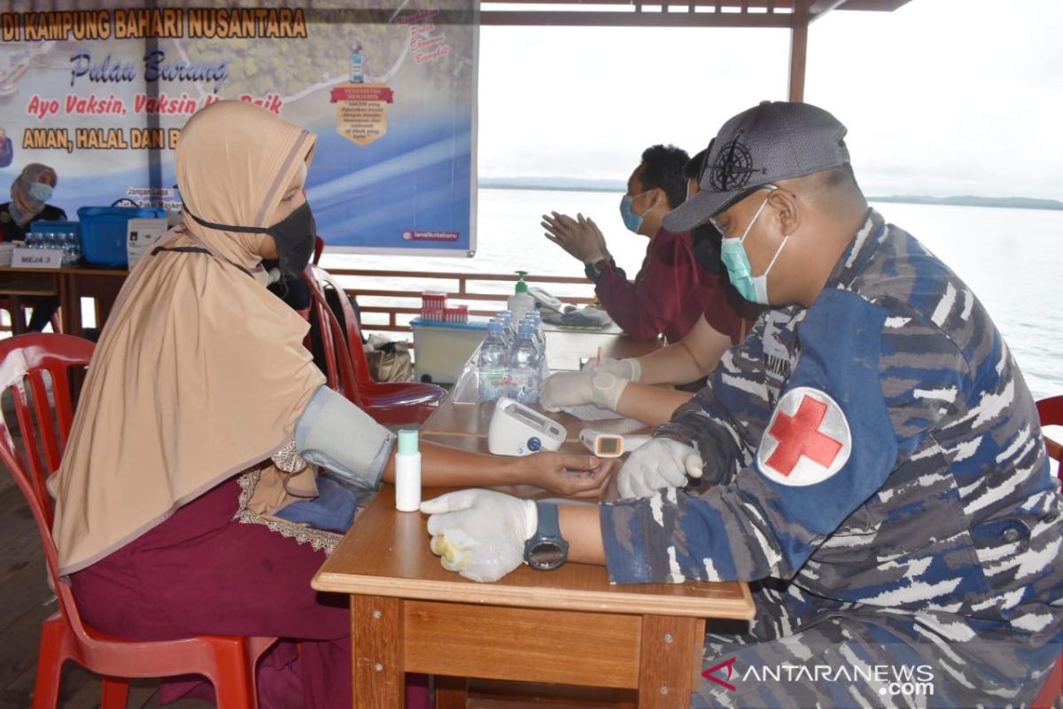 TNI AL Kotabaru sukseskan program vaksinasi di Pulau Burung