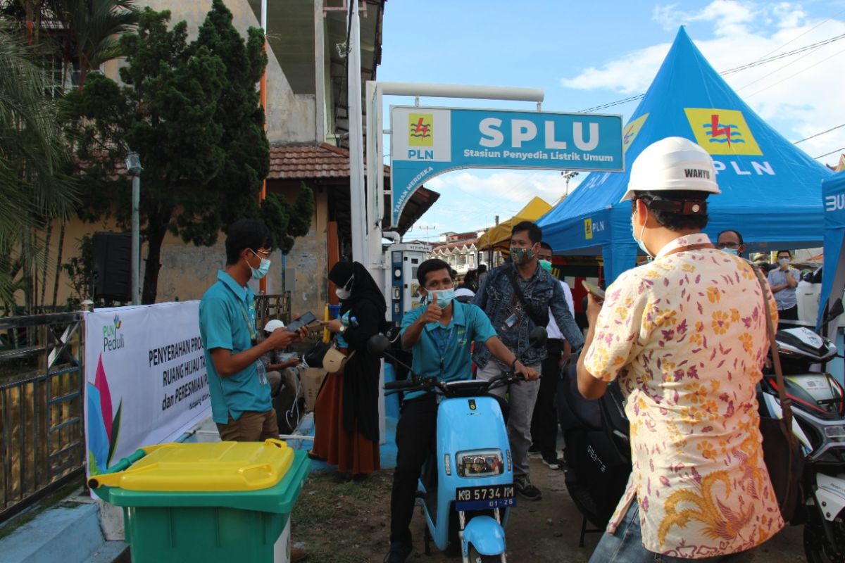 Kolaborasi PLN - Pemkab Ketapang, dukung penggunaan kendaraan listrik