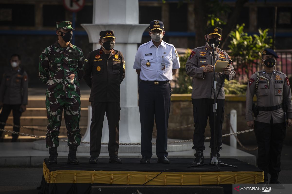 Anies perintahkan seluruh ASN DKI bantu penanganan pandemi COVID-19