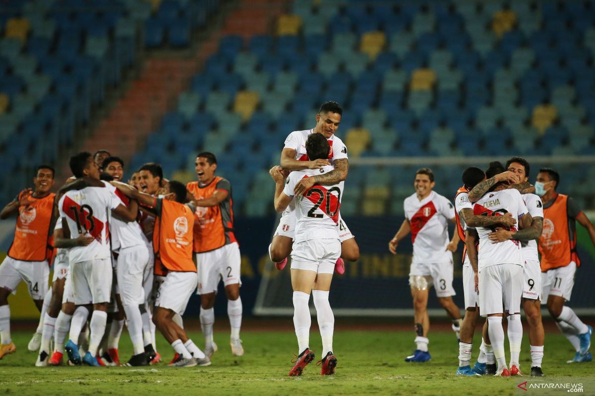 Peru singkirkan Paraguay 4-3, melaju ke semifinal Copa America