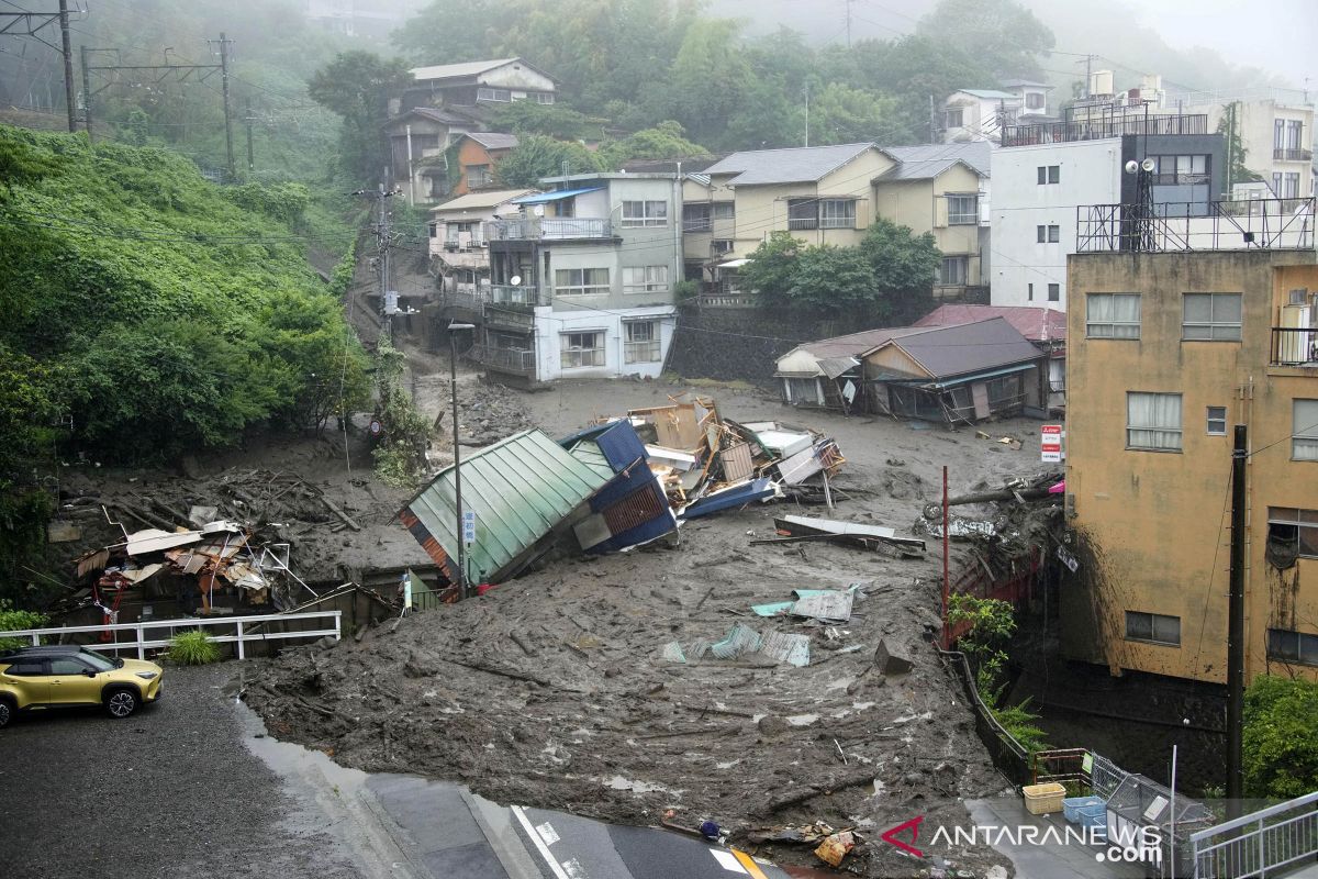 Di Jepang, longsor akibat hujan sebabkan 3 orang tewas, 113 hilang