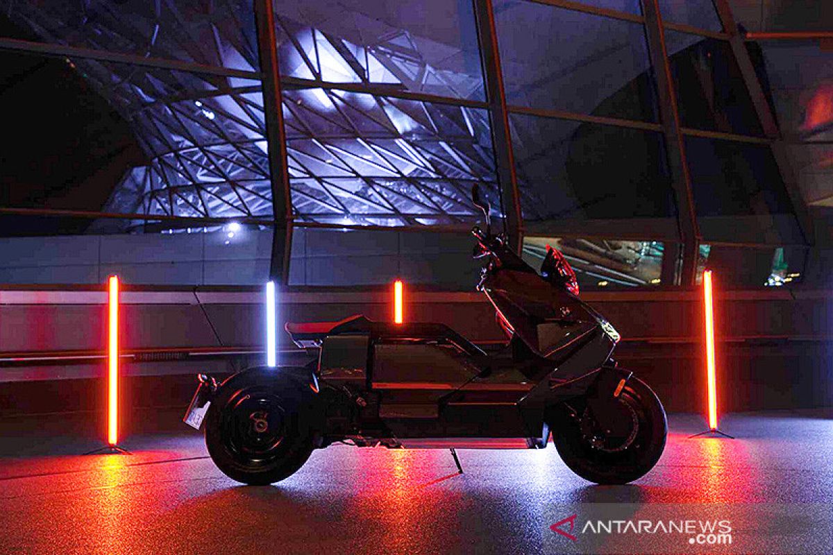 BMW Motorrad akan luncurkan motor listrik pada 7 Juli