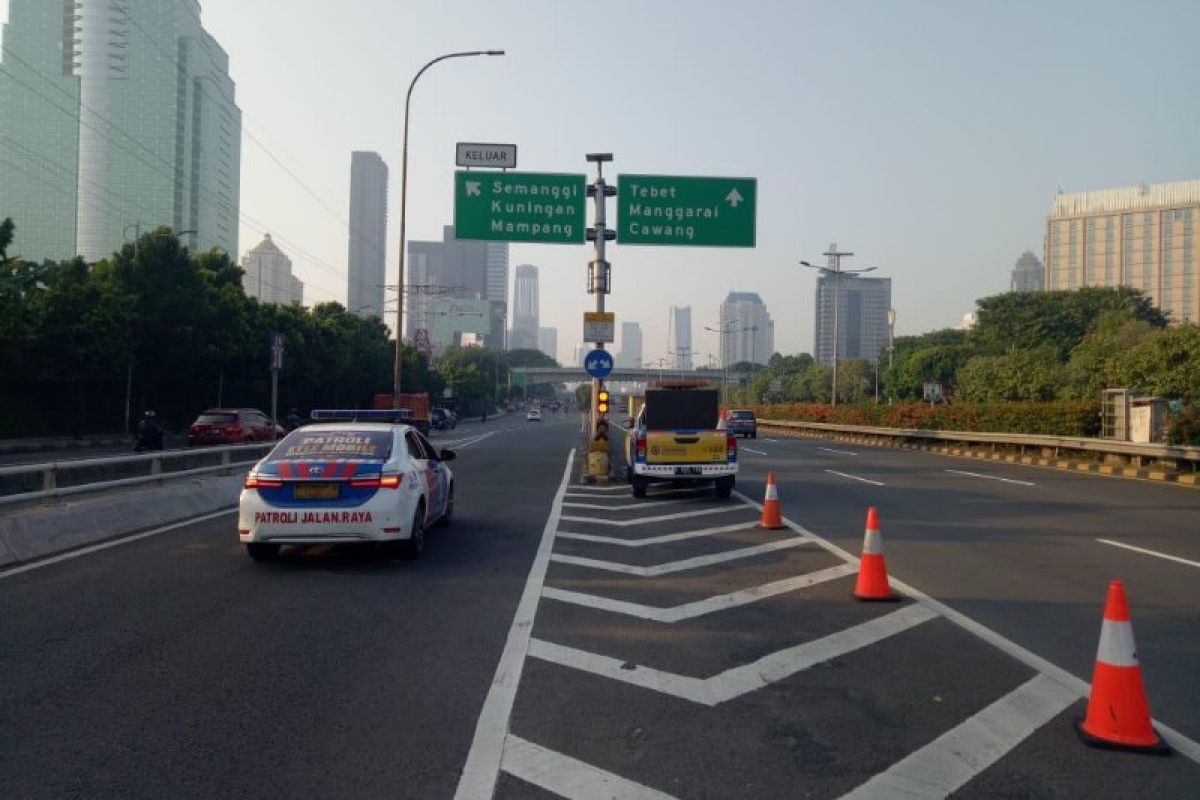 Jasa Marga dukung PPKM Darurat di sejumlah titik lokasi jalan tol