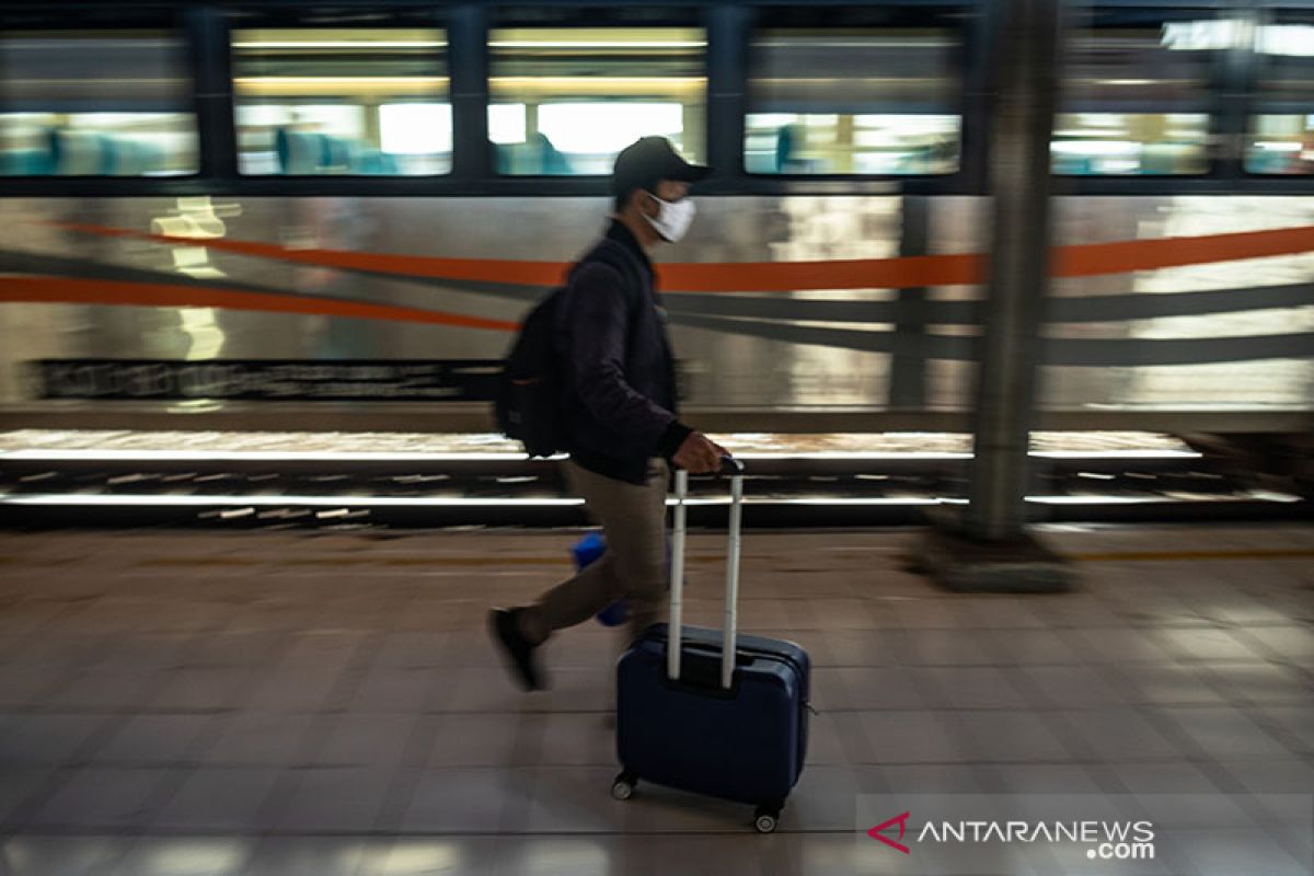 Perjalanan KA di Pulau Jawa diperketat mulai 5 Juli